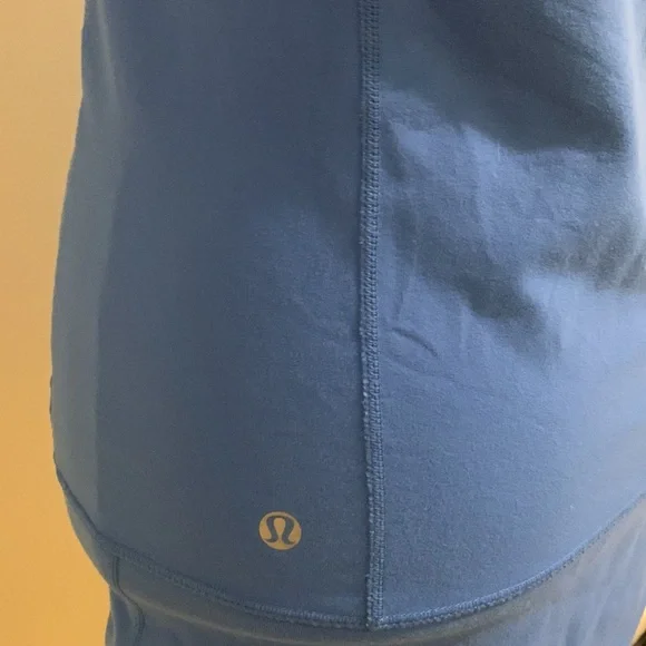 Lululemon jacket - Picture 4 of 6